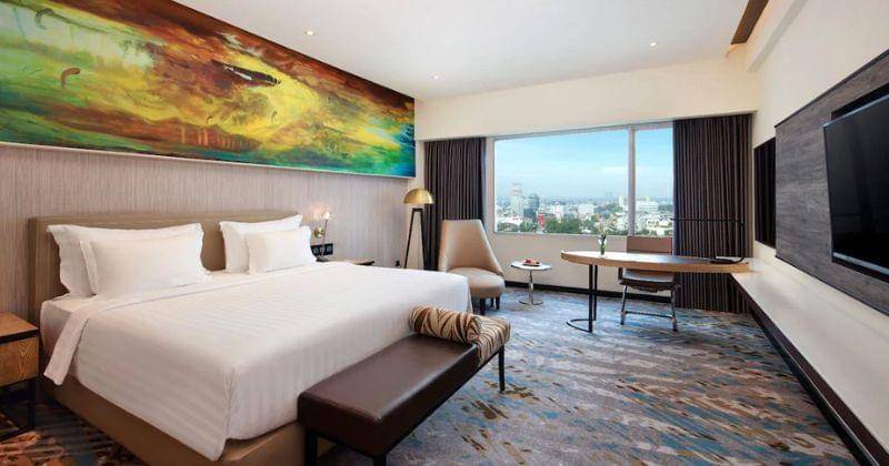 agoda.com/Nearby Attraction